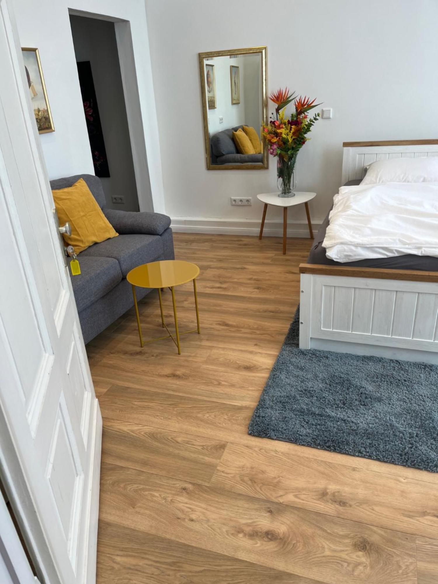 Moderne Wohnung In Der Innenstadt Von Bad Oeynhausen Exteriör bild